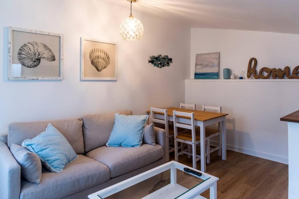 Appartement 2 Personnes, Place St Sauveur A 2Min Кан Екстериор снимка